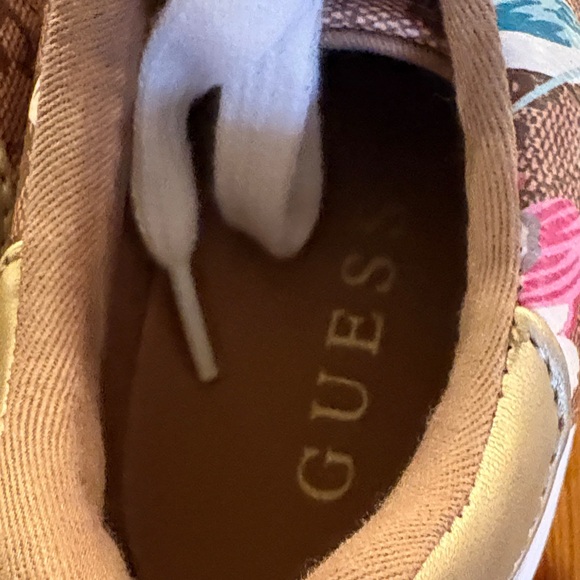 Guess Floral Brown Sneakers with Gold Details - Picture 7 of 10